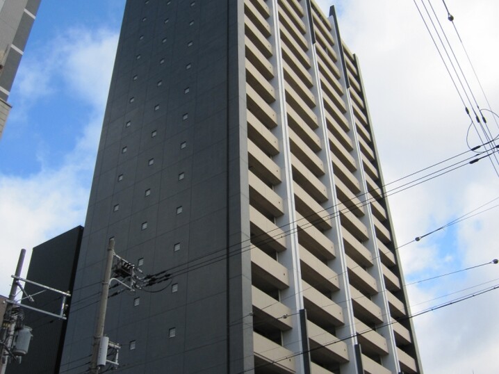 ロジュマンタワー大阪天満橋(外観)