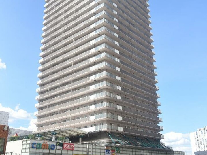 横浜ヘリオスタワー(外観)