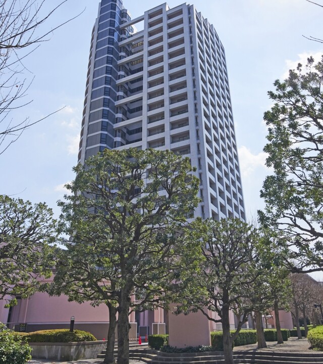 西戸山タワーホウムズサウスタワー(外観)