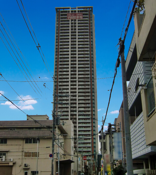 大阪福島タワー(外観)