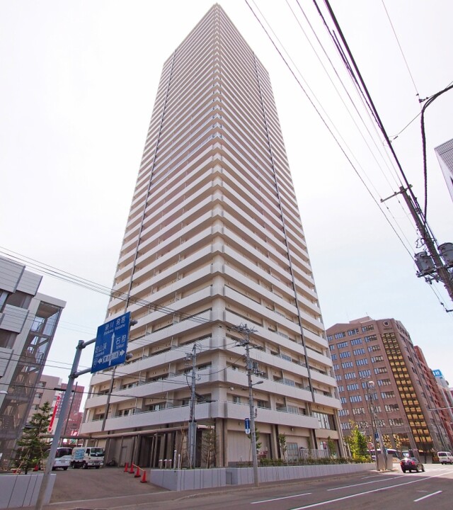 プレミスト札幌ターミナルタワー(外観)