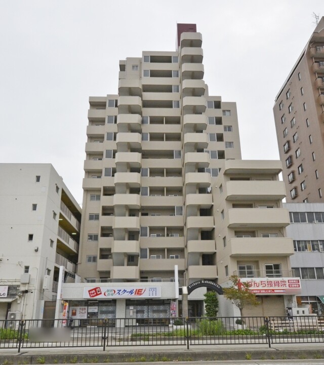 イトーピア六番町マンション(外観)