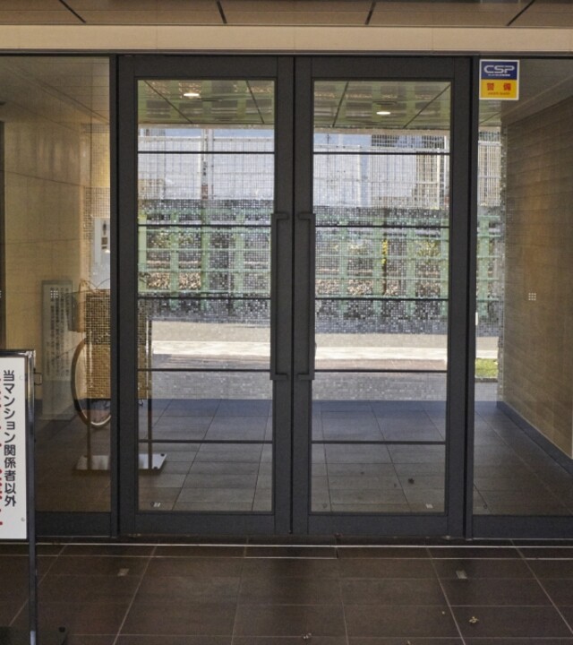 カサーレ西八王子駅前レジデンス(エントランス)