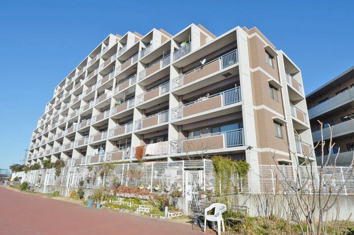 朝日パリオ越谷南３リバーフロント