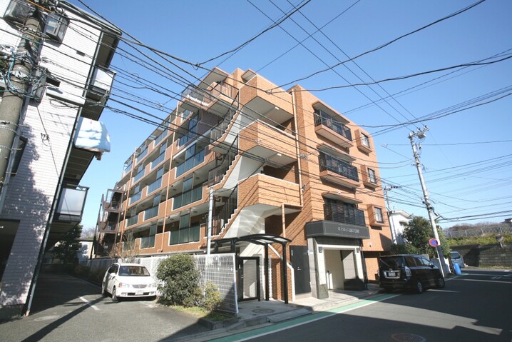 サングレイス綱島弐番館