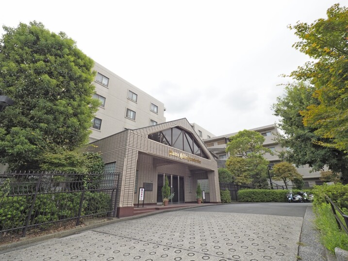ライオンズヒルズ上大岡