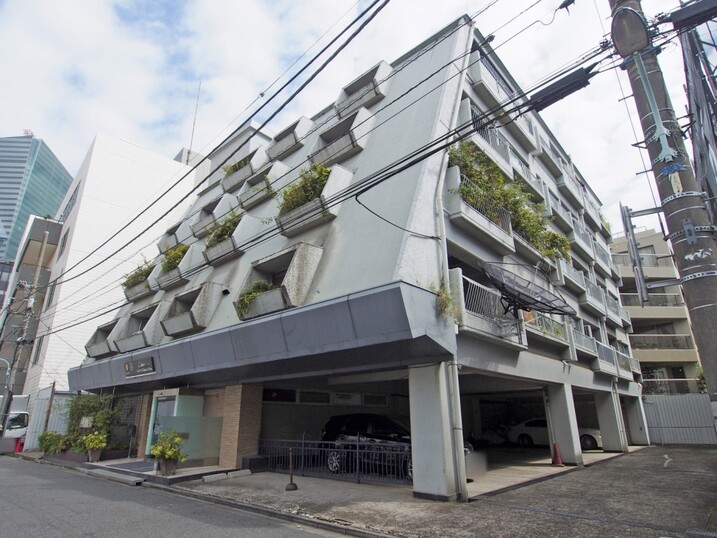スリースターズマンション
