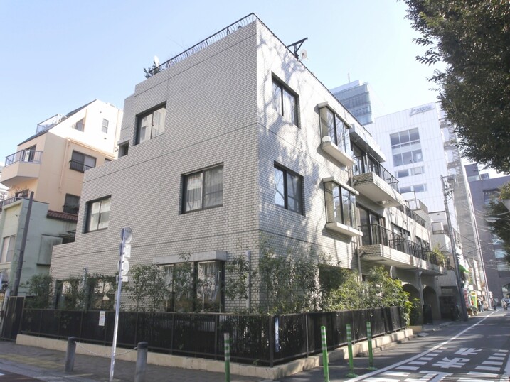 北青山ホームズ