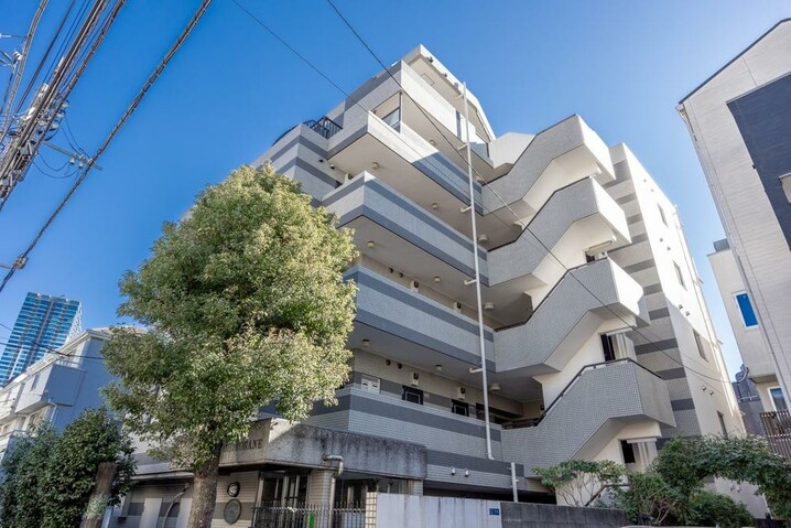 クレッセント白金