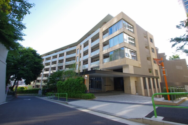 狸穴マンション
