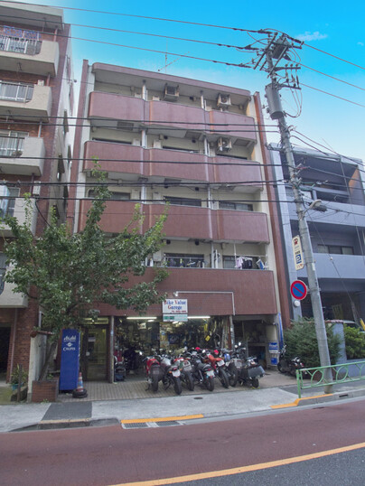 メゾンドヴェルサン