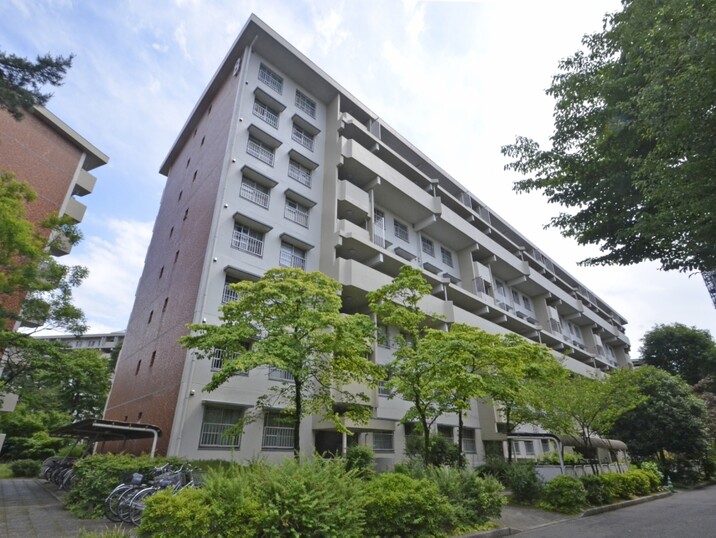 西原グリーンハイツ８号棟