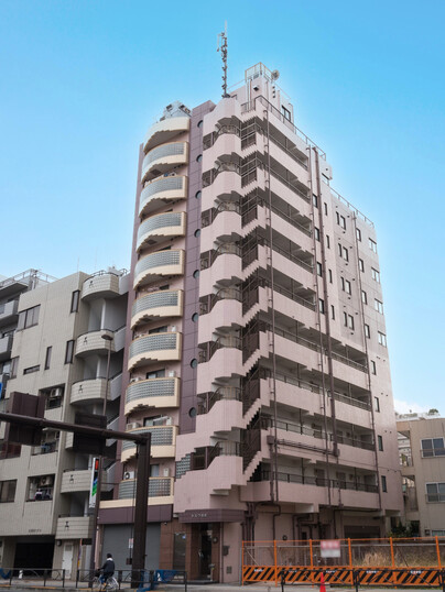ドルフ板橋