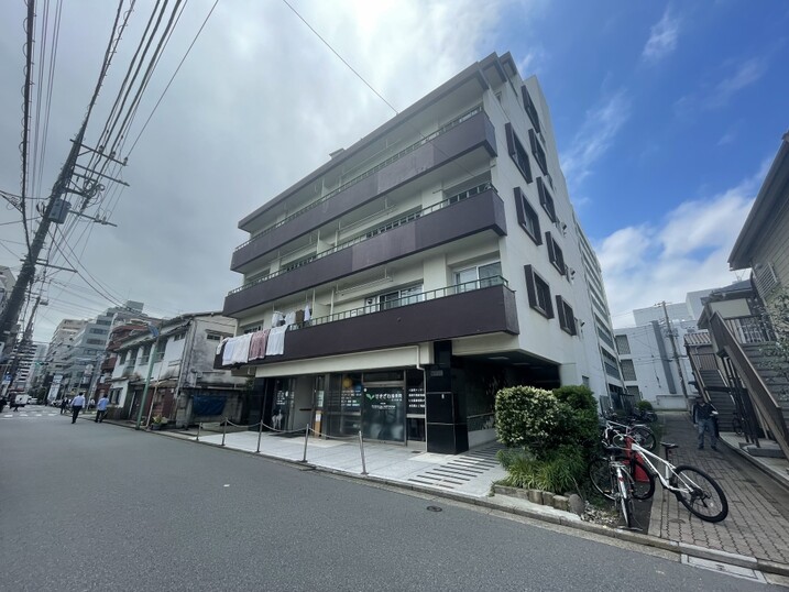 三鷹コーポラス