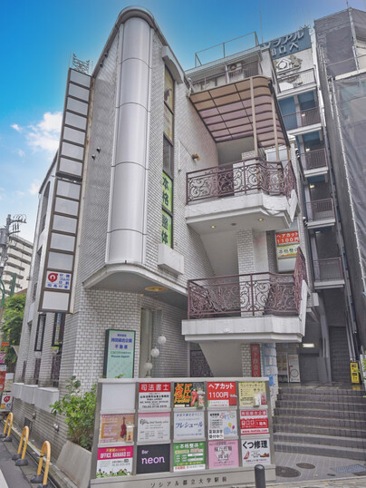 ソシアル都立大学駅前