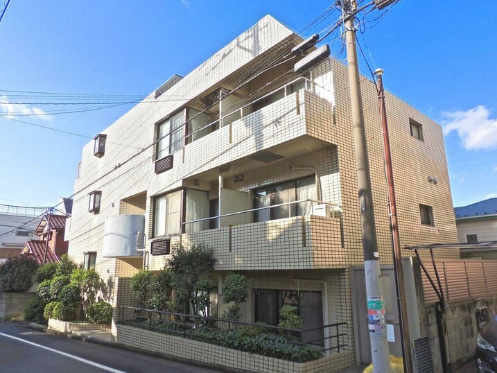 ラミアール都立大