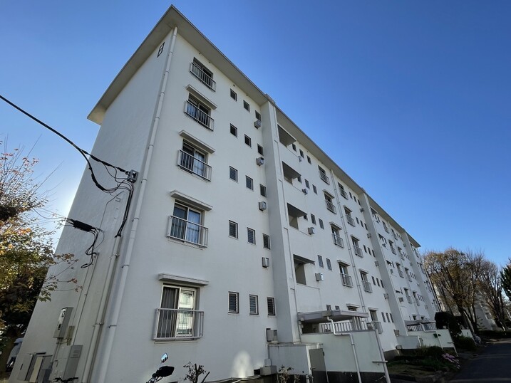 夏見台団地８号棟