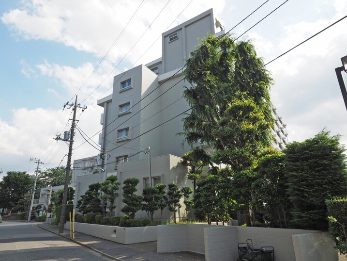 柏富里ハイツ２号棟
