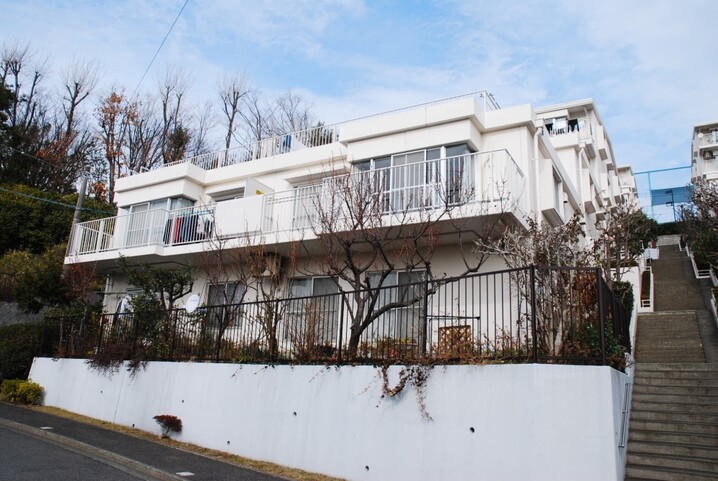 ガーデンテラス白根台８号棟