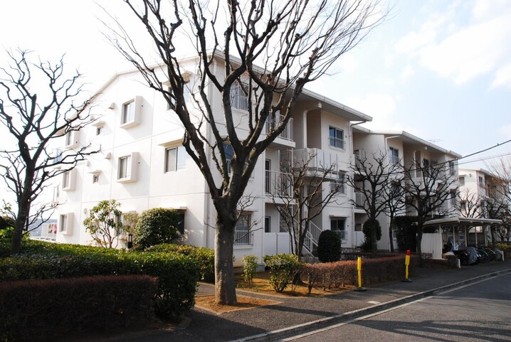 ガーデンテラス白根台４号棟