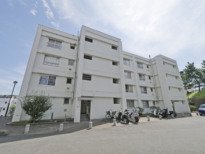 汐見台団地１４０８号棟