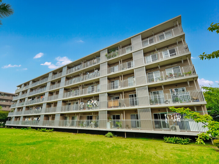 上郷西ヶ谷団地６号棟