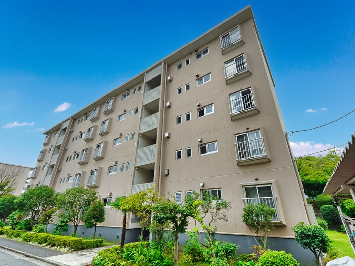 上郷西ヶ谷団地１０号棟