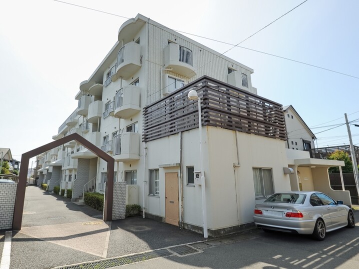 エクレール第３平塚
