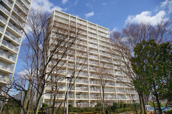 志木ニュータウン中央の森参番街６号棟