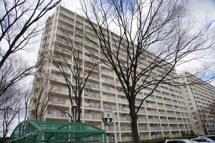 志木ニュータウン中央の森参番街８号棟