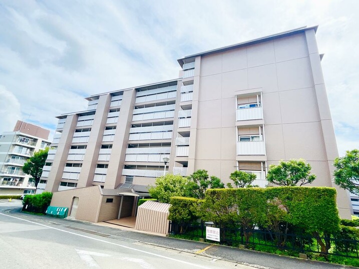 菱興青葉台第２マンション