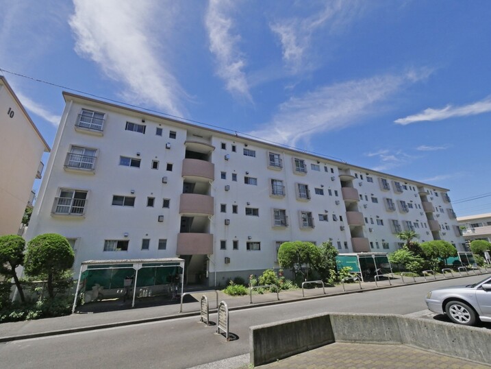 新桜ヶ丘団地９号棟