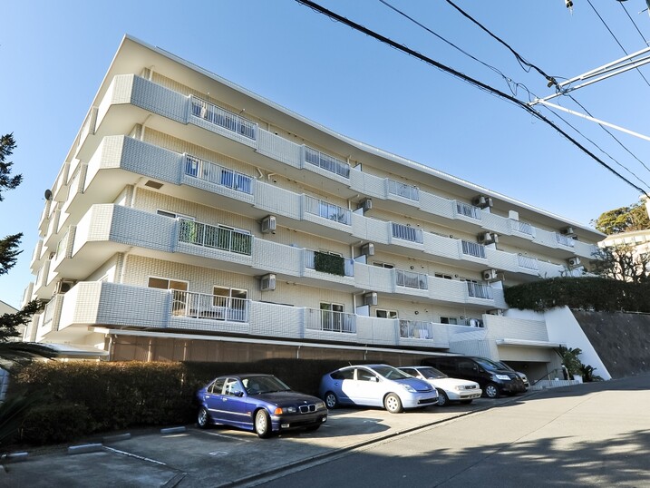 葉山グリーンプラザ