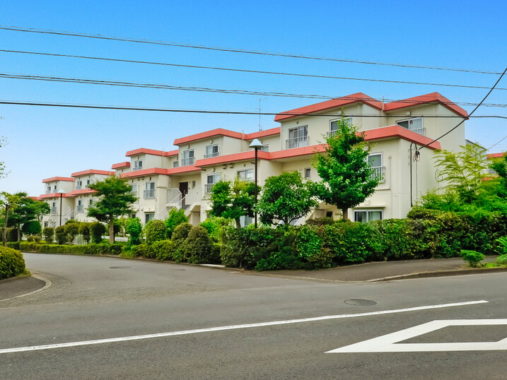 湘南ライフタウン小糸第２団地８号棟