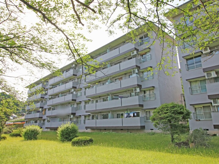 左近山団地６街区１３号棟