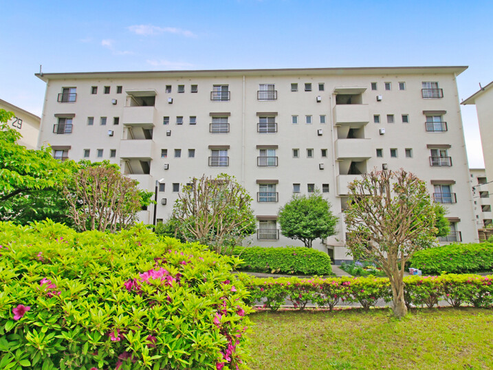 左近山団地３街区３０号棟