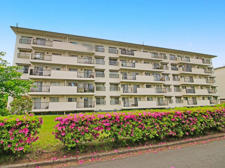 左近山団地５街区７号棟