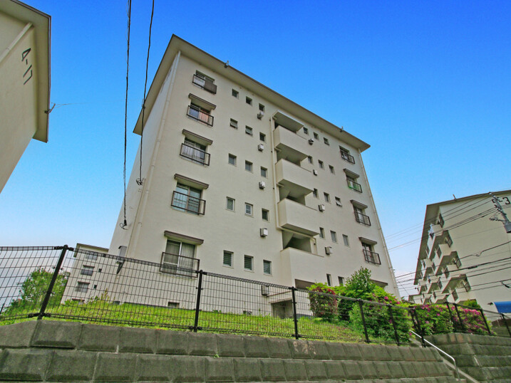 左近山団地４街区１６号棟