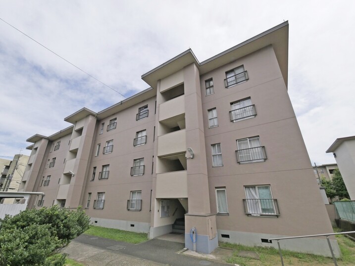 川上第１団地１７号棟