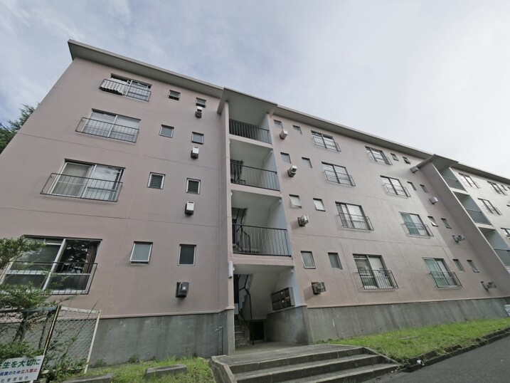 笹山団地１０４号棟