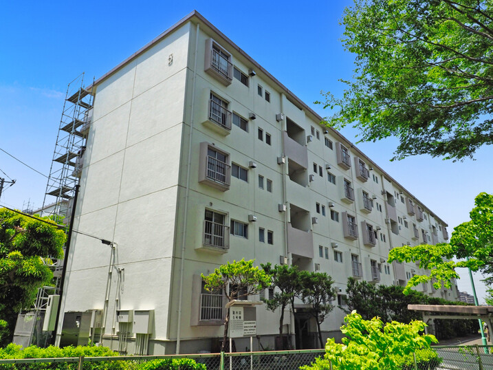 東向地団地５号棟