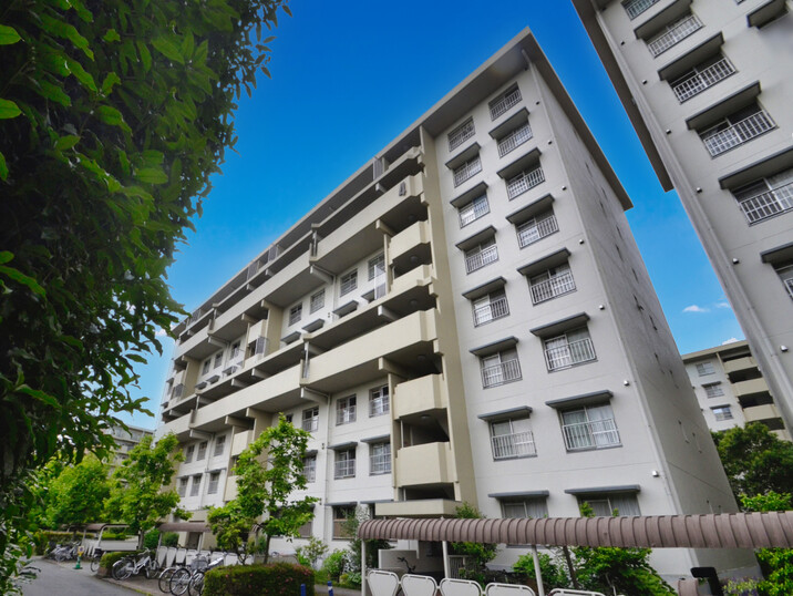 西原グリーンハイツ４号棟