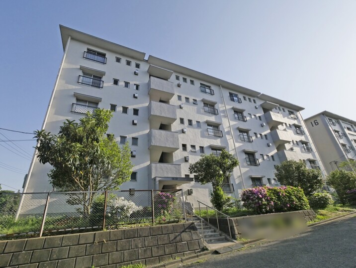 麻生台団地１５号棟