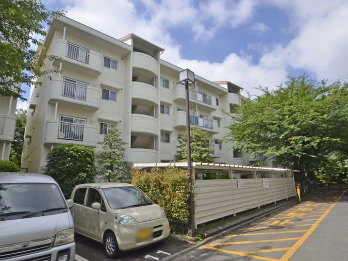 富士見公園通り住宅２号棟