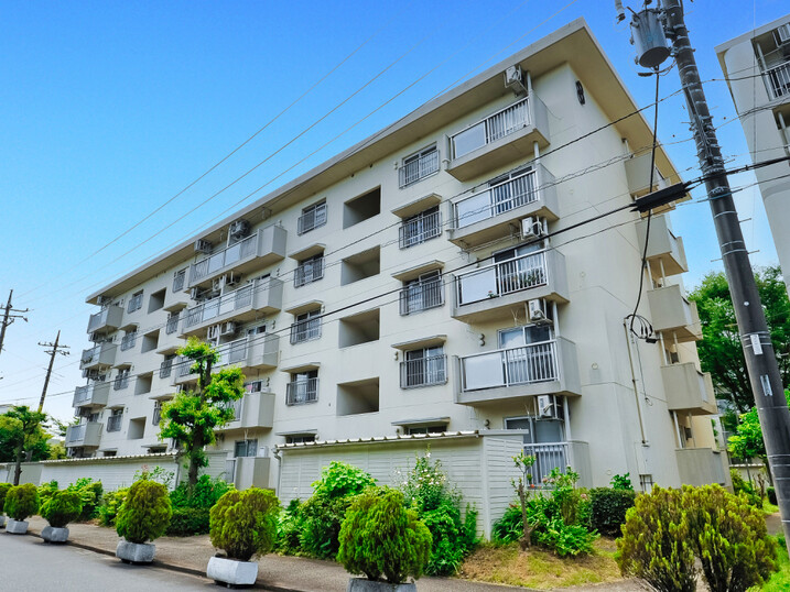 湘南ライフタウン駒寄第１団地８号棟