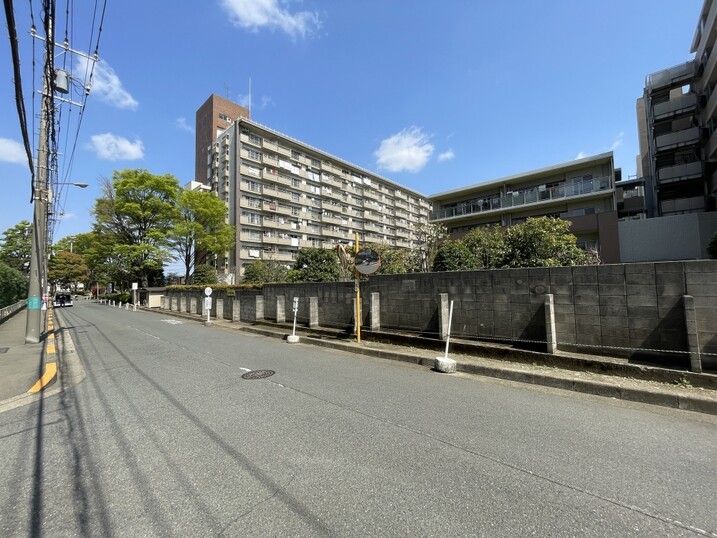 府中住吉町住宅３号棟