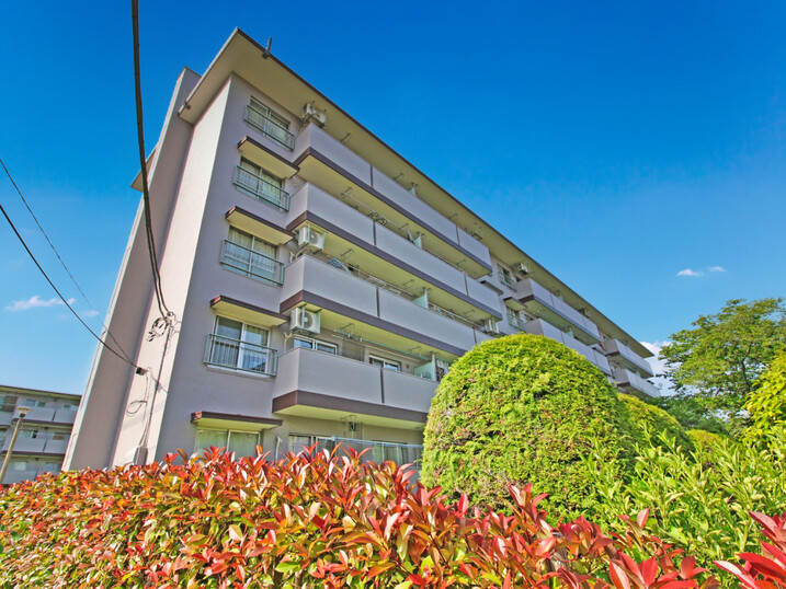 左近山団地６街区１２号棟