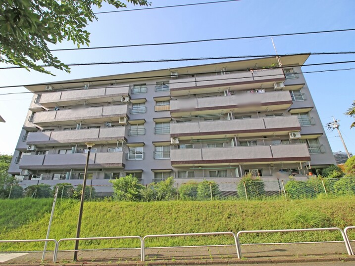 左近山団地６街区２５号棟