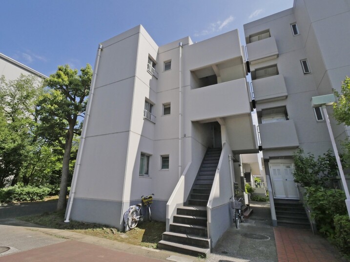 金沢シーサイドタウン並木１丁目１０－２号棟