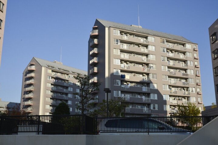 長池公園せせらぎ通り南